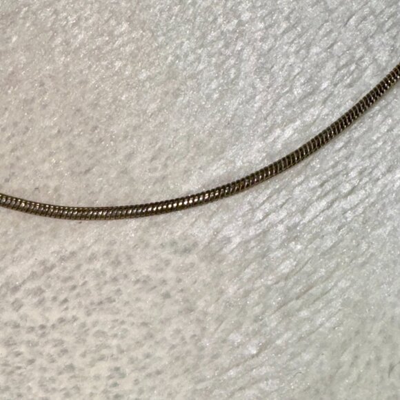 💿 Sterling Silver Chain Necklace • 18” Smooth & Sleek • Minimalist Style - Picture 2 of 4